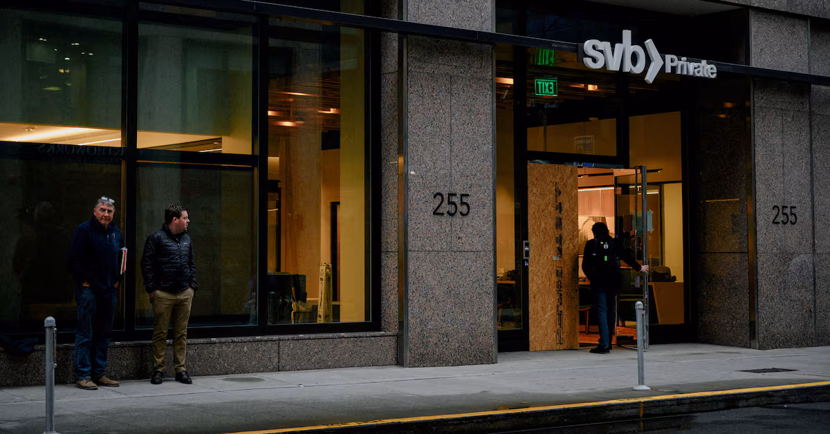 Featured image for SVB to Sell Investment Banking Division