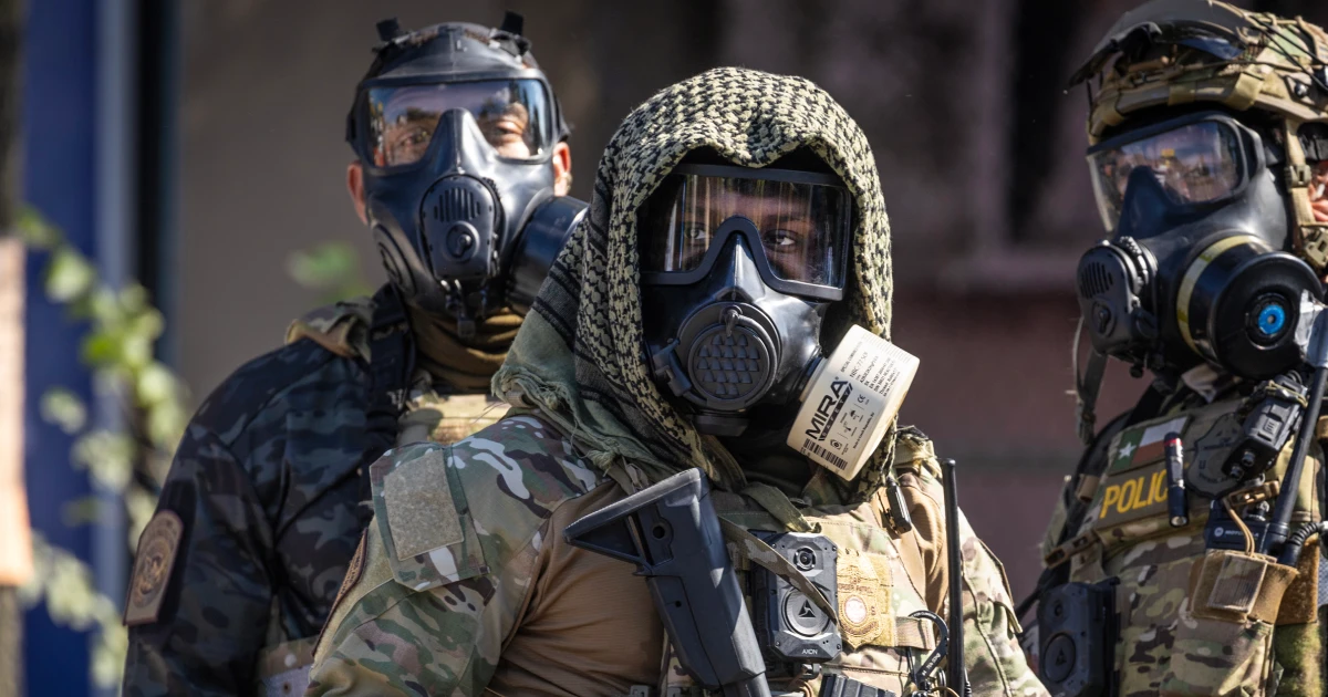 Featured image for Chicago federal immigration officers mandated to wear body cameras