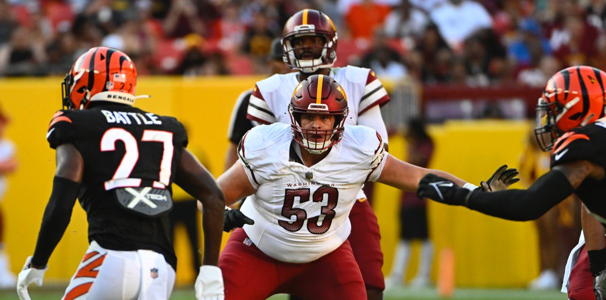 Bears Reshuffle Roster: Add Stromberg, Cut Davis