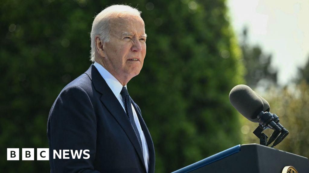 Featured image for Biden Honors D-Day Heroes, Draws Parallels to Ukraine Conflict