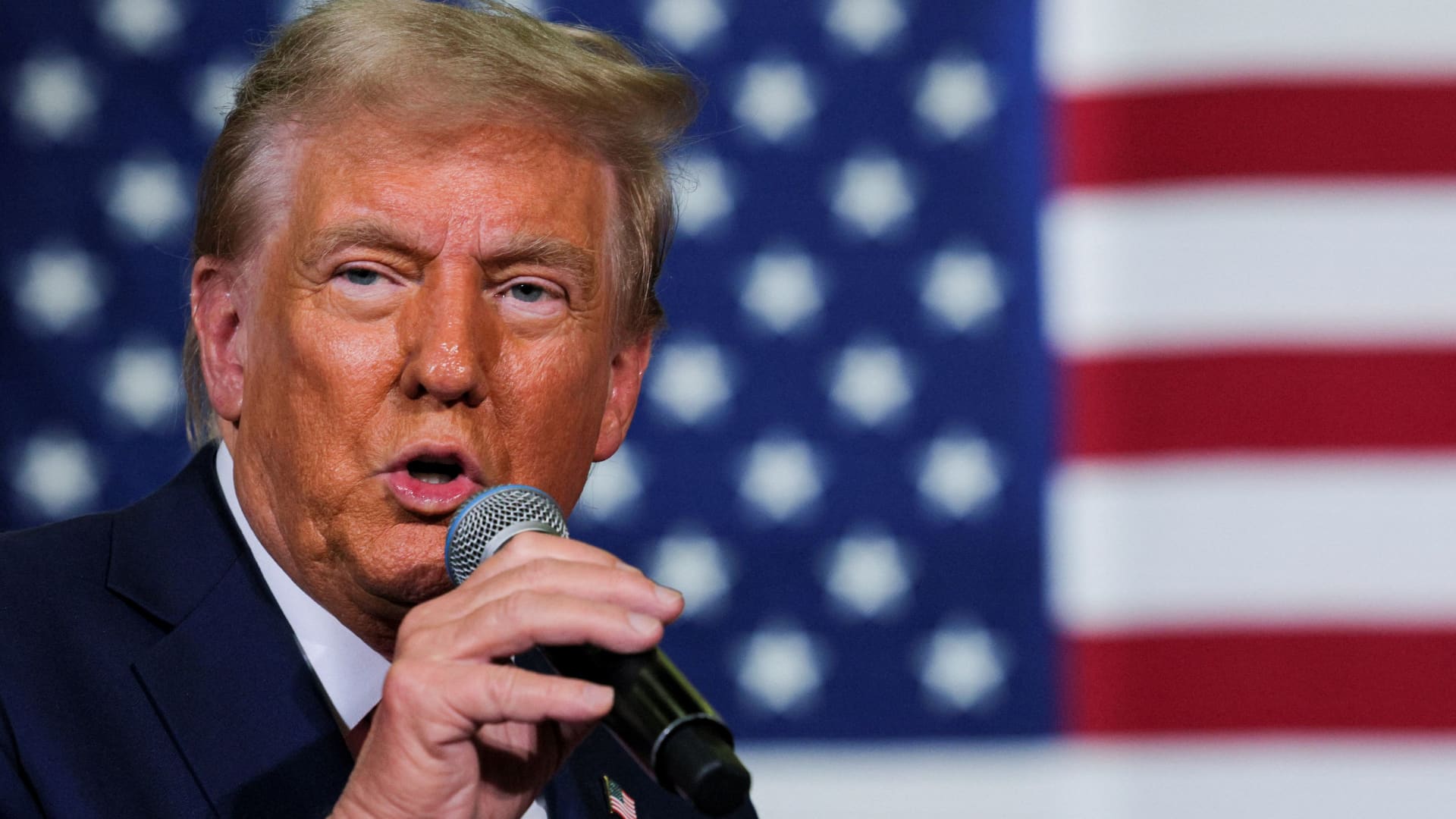 Featured image for Trump Media Reports $19.2M Loss Amidst Election Day Stock Halt