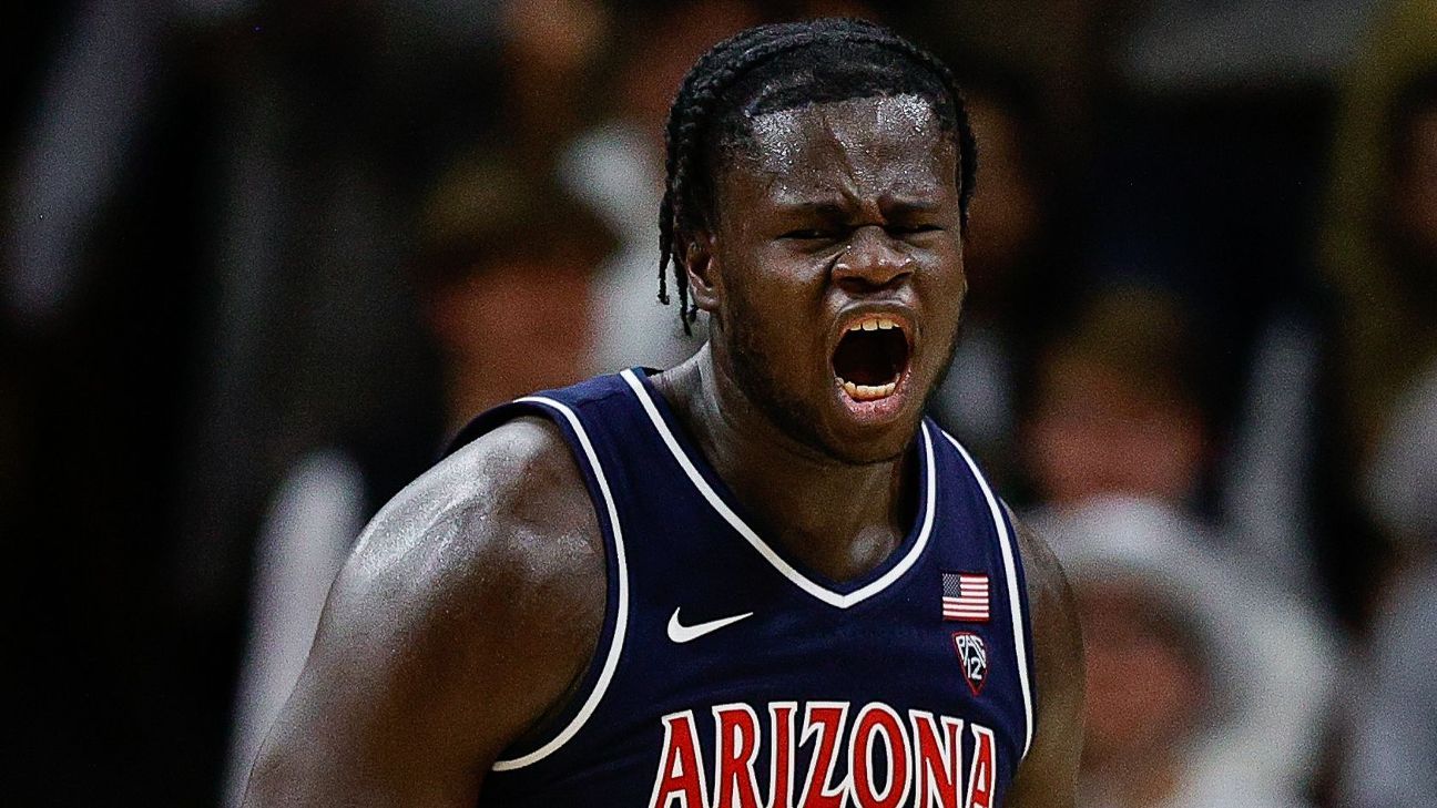 Featured image for "Ex-Arizona standout Oumar Ballo chooses Indiana for final college season"