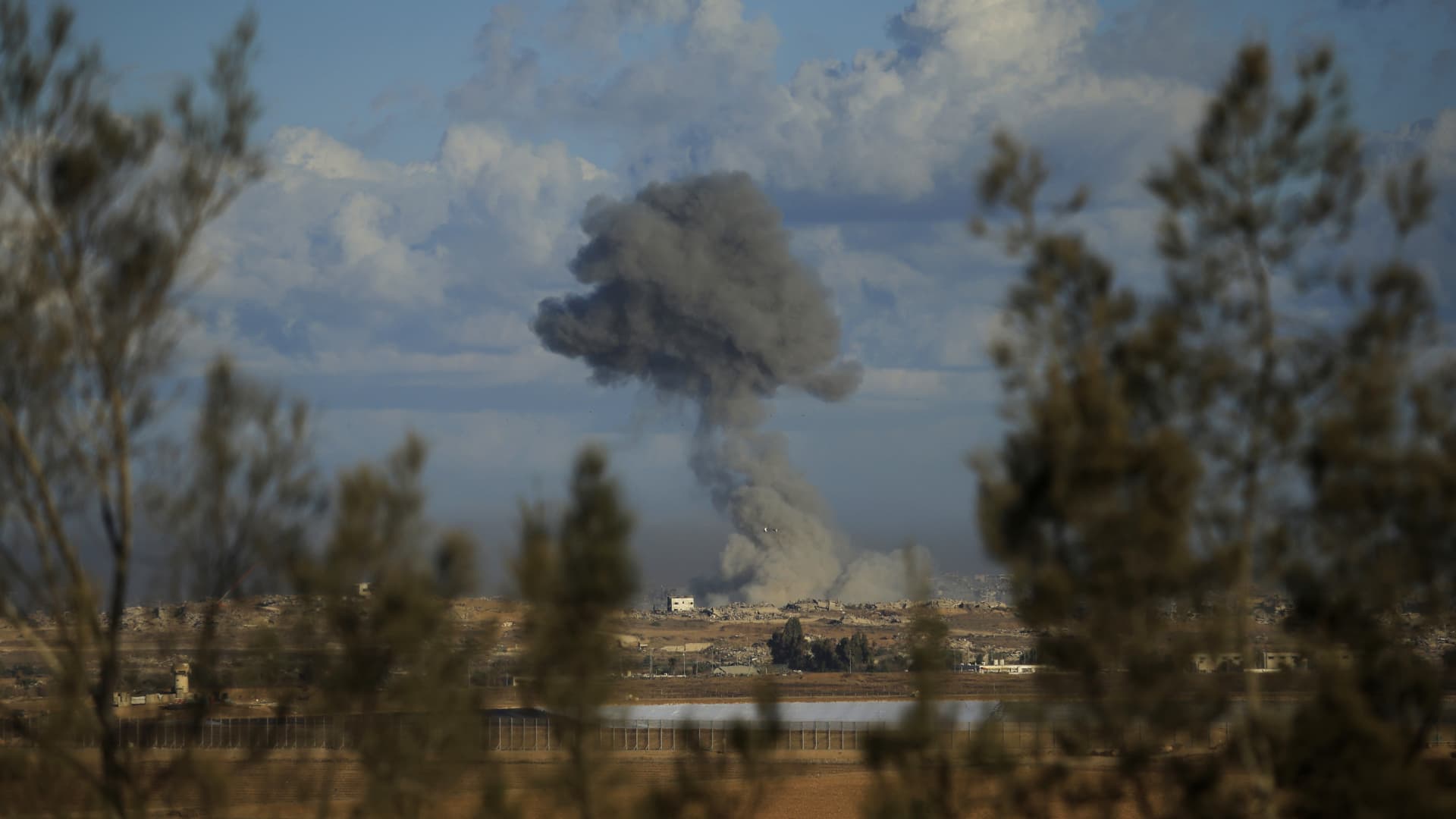 Featured image for Tensions Escalate as Israel Bombs Gaza Amid Trump Calls for Ceasefire