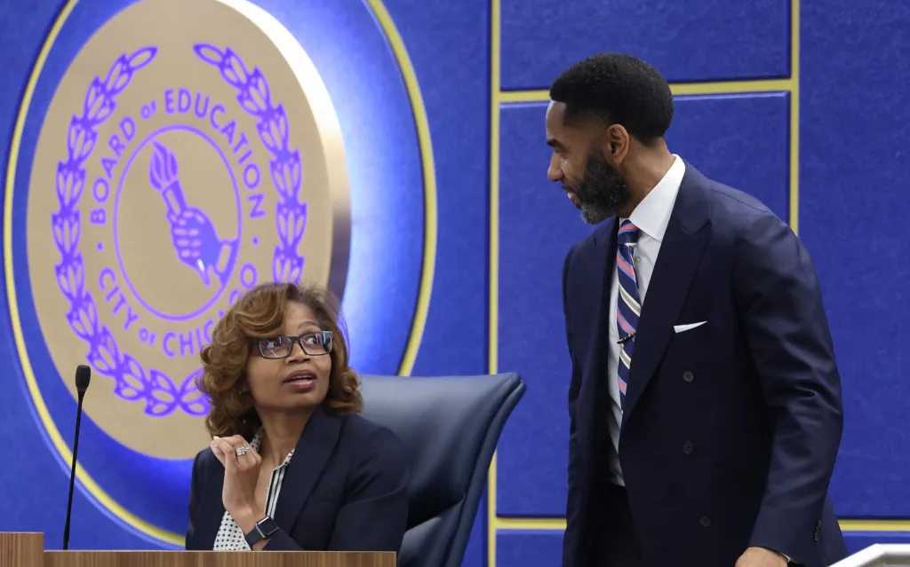 Featured image for Chicago School Board Approves Budget, Rejects High-Cost Loan