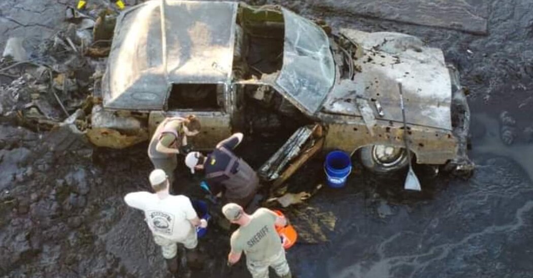 Featured image for Submerged Car in Georgia Pond May Crack 1980 Missing Couple Case