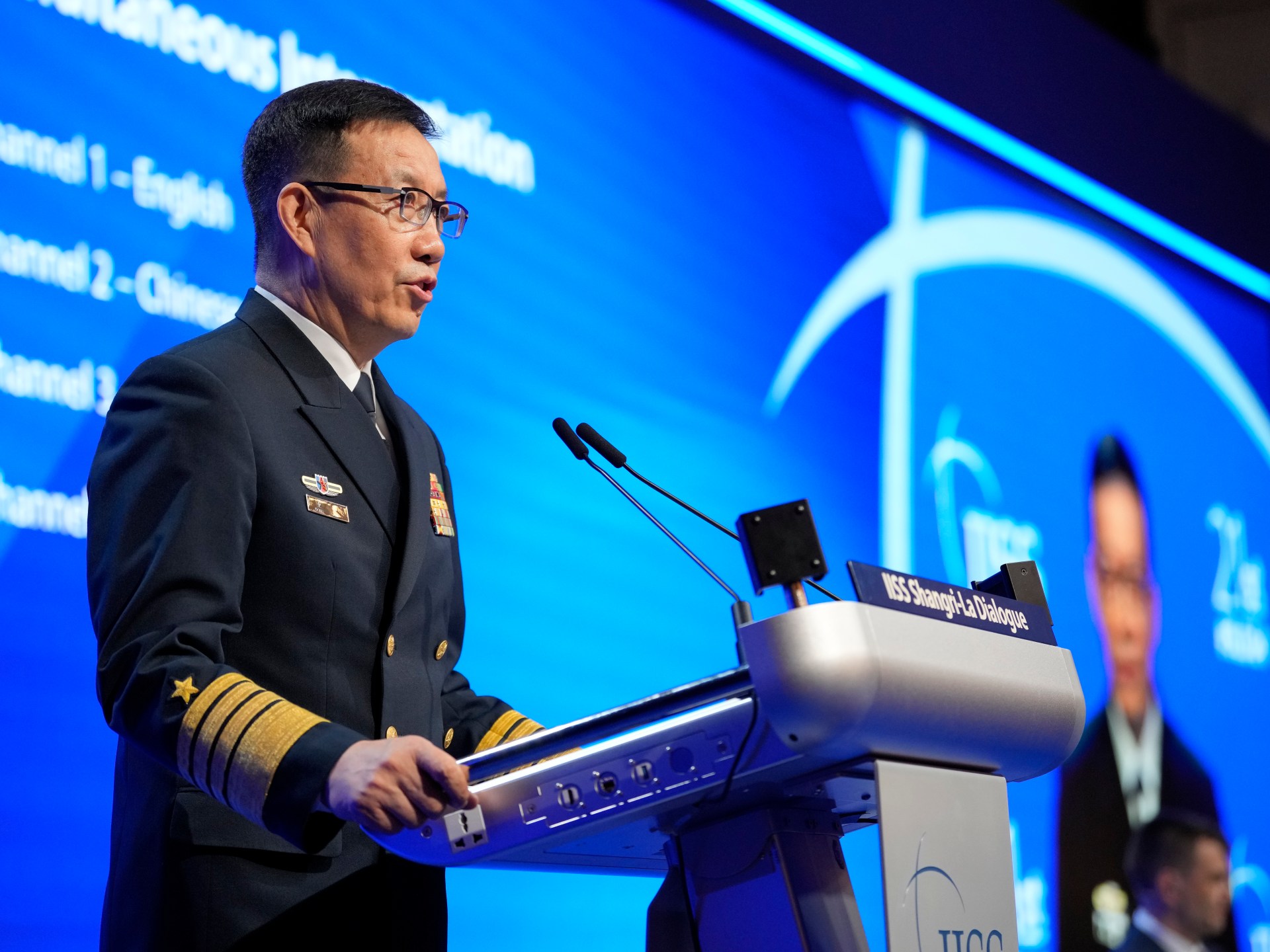 China's Defense Chief Threatens Force Against Taiwan Independence