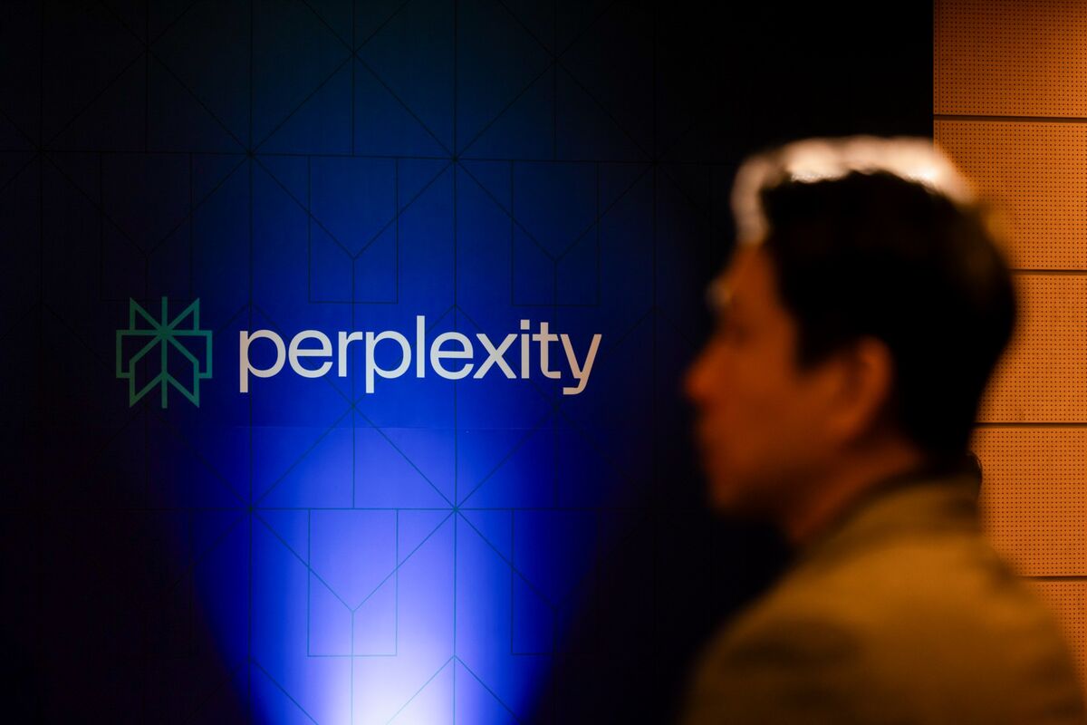 Featured image for Meta Considered Acquiring Perplexity Prior to Scaling AI Investment