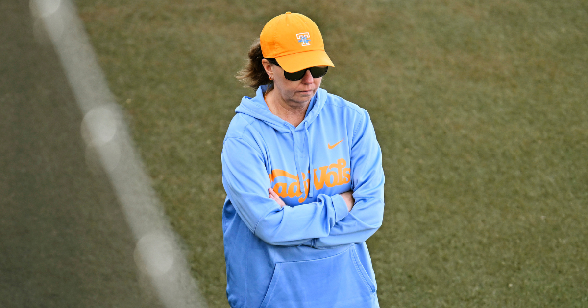 Featured image for OU's Niece Delivers Walk-Off HR as Softball World Series Continues