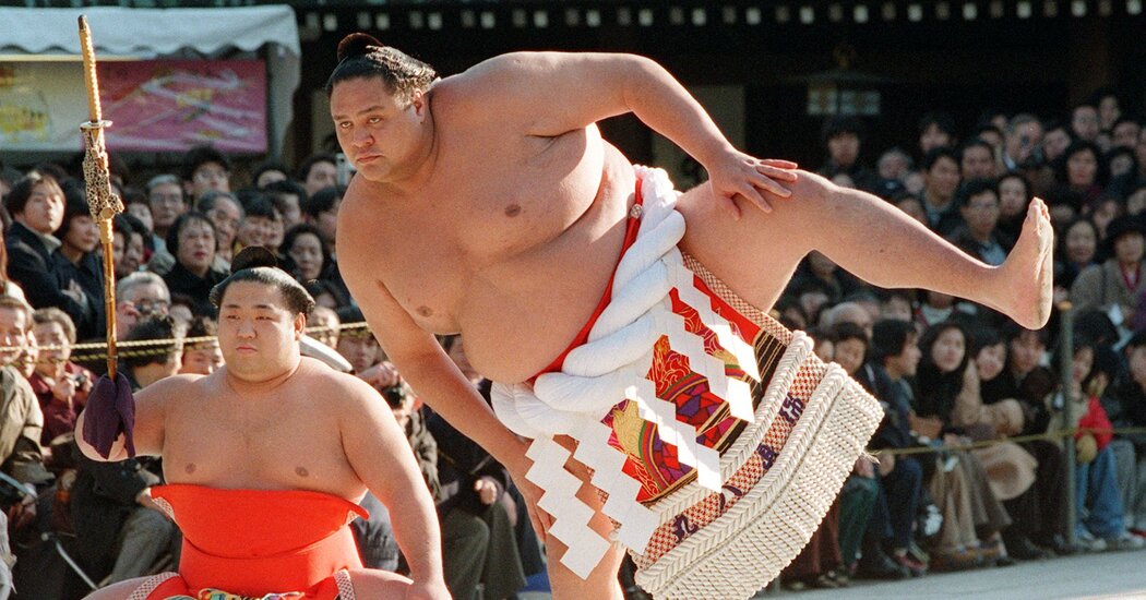 Featured image for "Sumo Legend Akebono, Hawaii-Born Yokozuna, Dies at 54"