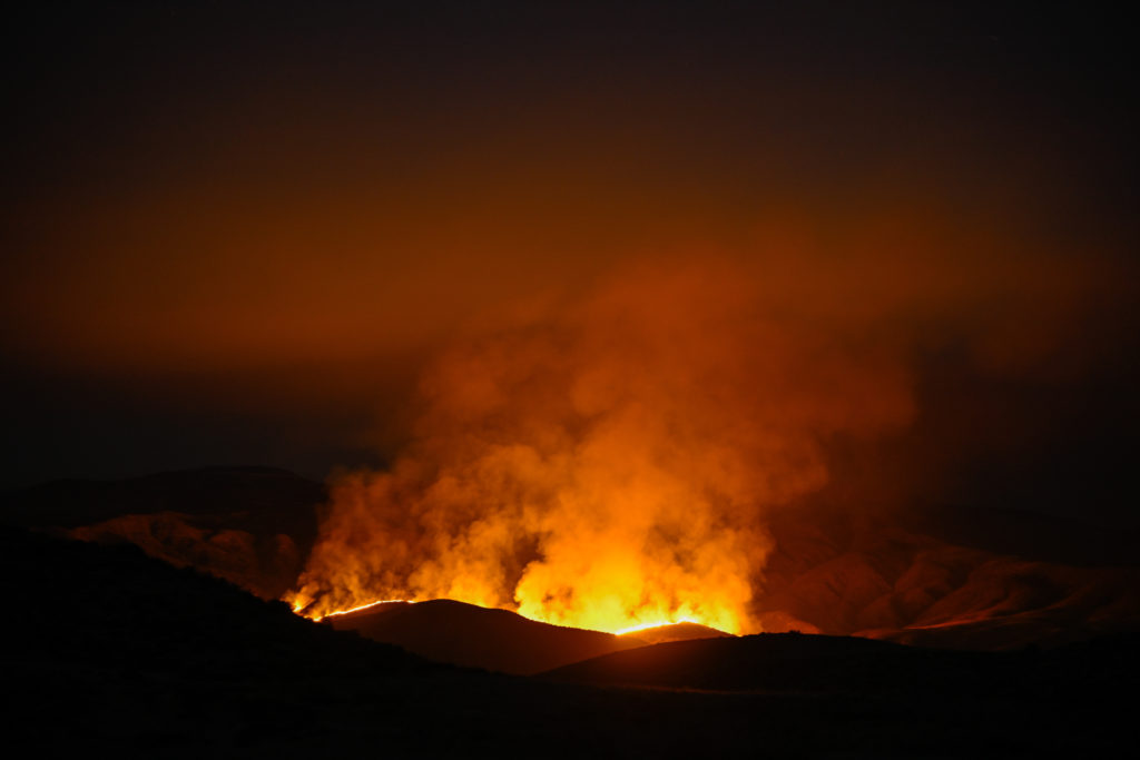 Featured image for Madre Fire Expands to 70,800 Acres, Prompting Evacuations in California