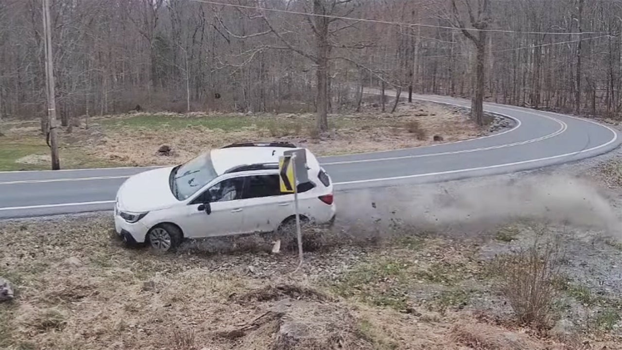 "YouTube Channel Reveals Endless Crashes at Notorious Turn"