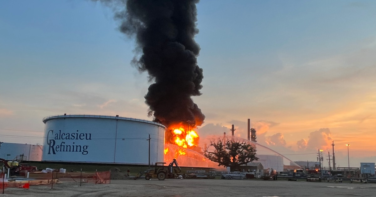 Lightning strike causes fire and evacuations at Louisiana oil tank farm.