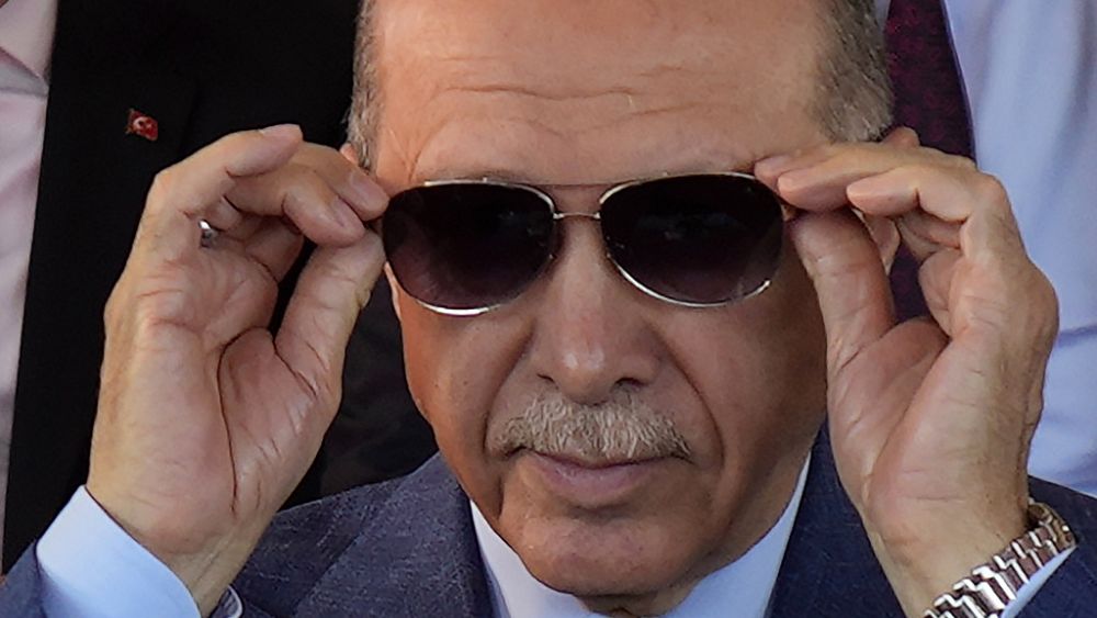 Erdogan Defends Hamas and Cancels Israel Visit
