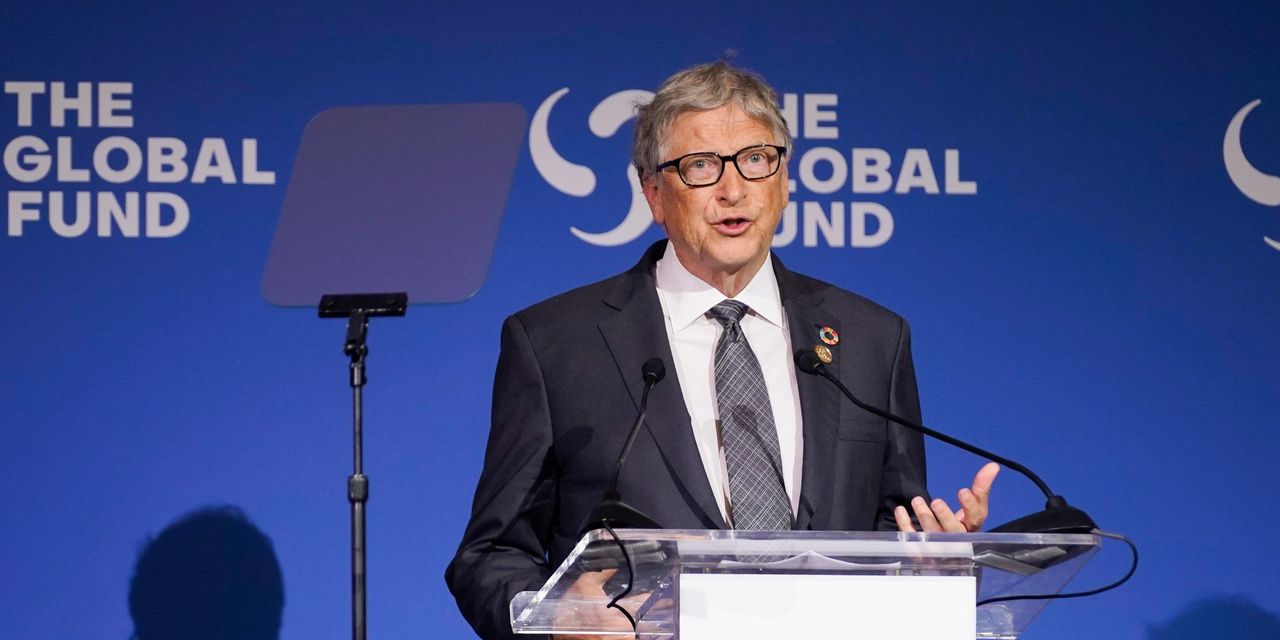 Bill Gates Hails AI as the Most Revolutionary Technology Since the Internet.