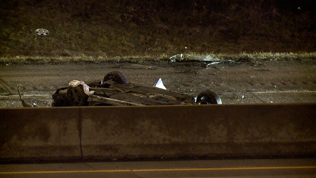 Featured image for Tragic Rollover Crash Claims Lives on I-490
