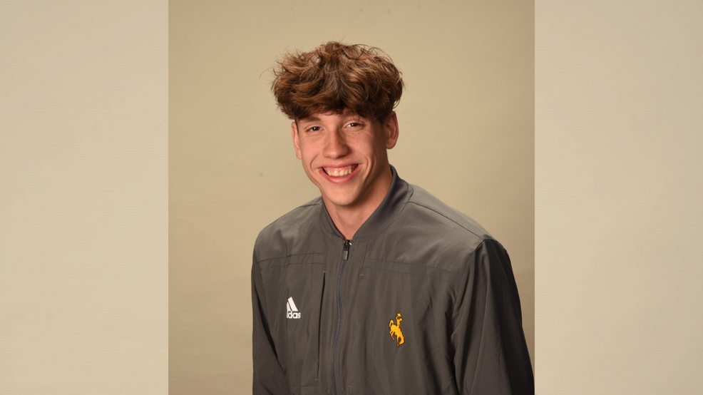 Featured image for Tragic Car Crash Claims Lives of University of Wyoming Swimmers