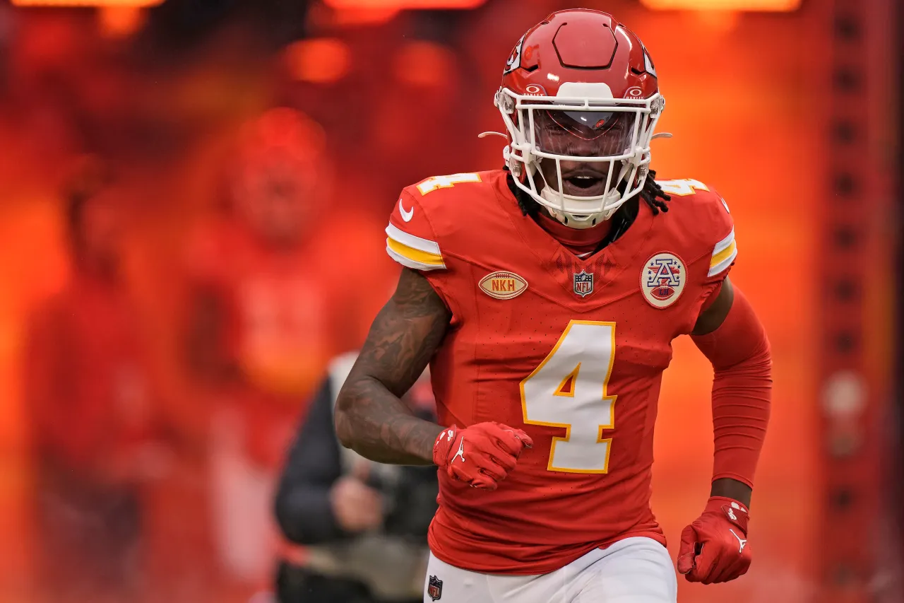 Featured image for "Chiefs' Injury Uncertainty: Kelce's Status in Doubt for Chargers Showdown"