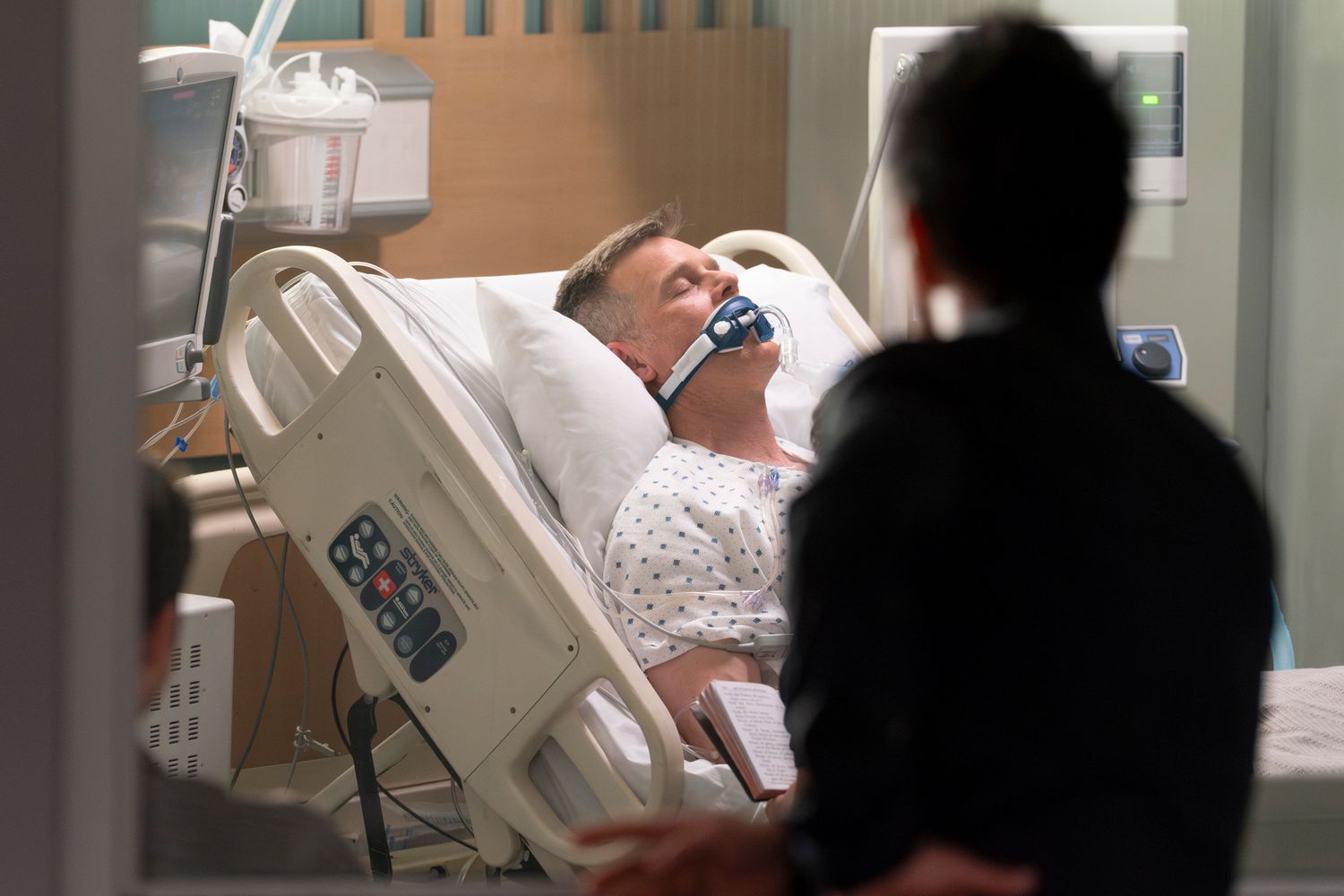 Featured image for "9-1-1 Season 7 Finale: Shocking Twists and Emotional Goodbyes"