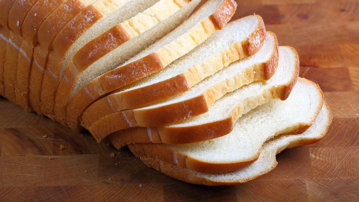 Featured image for "Dietitians Debunk Myths About White Bread's Health Impact"