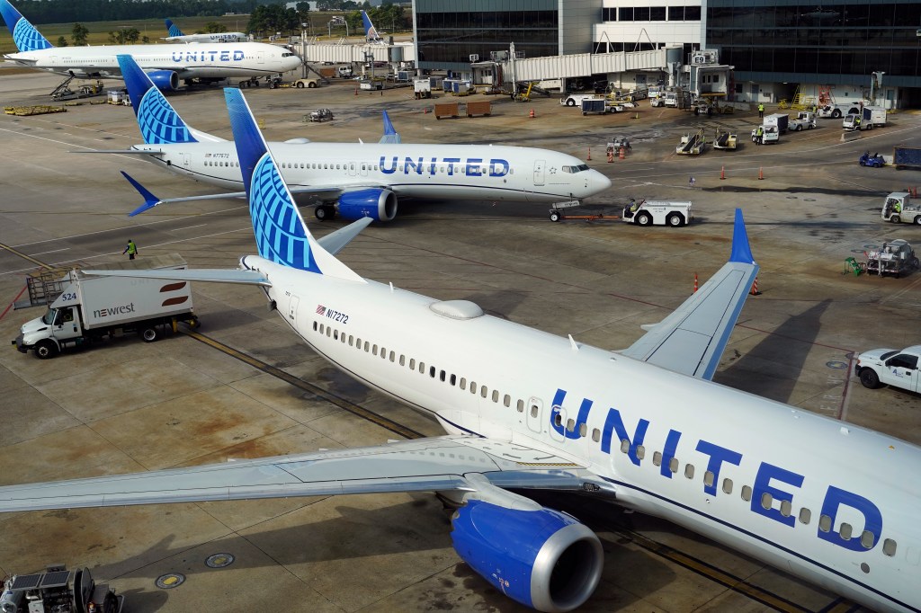 Featured image for "United Flight Diverted to O'Hare Due to Security Issue and Bomb Threat"