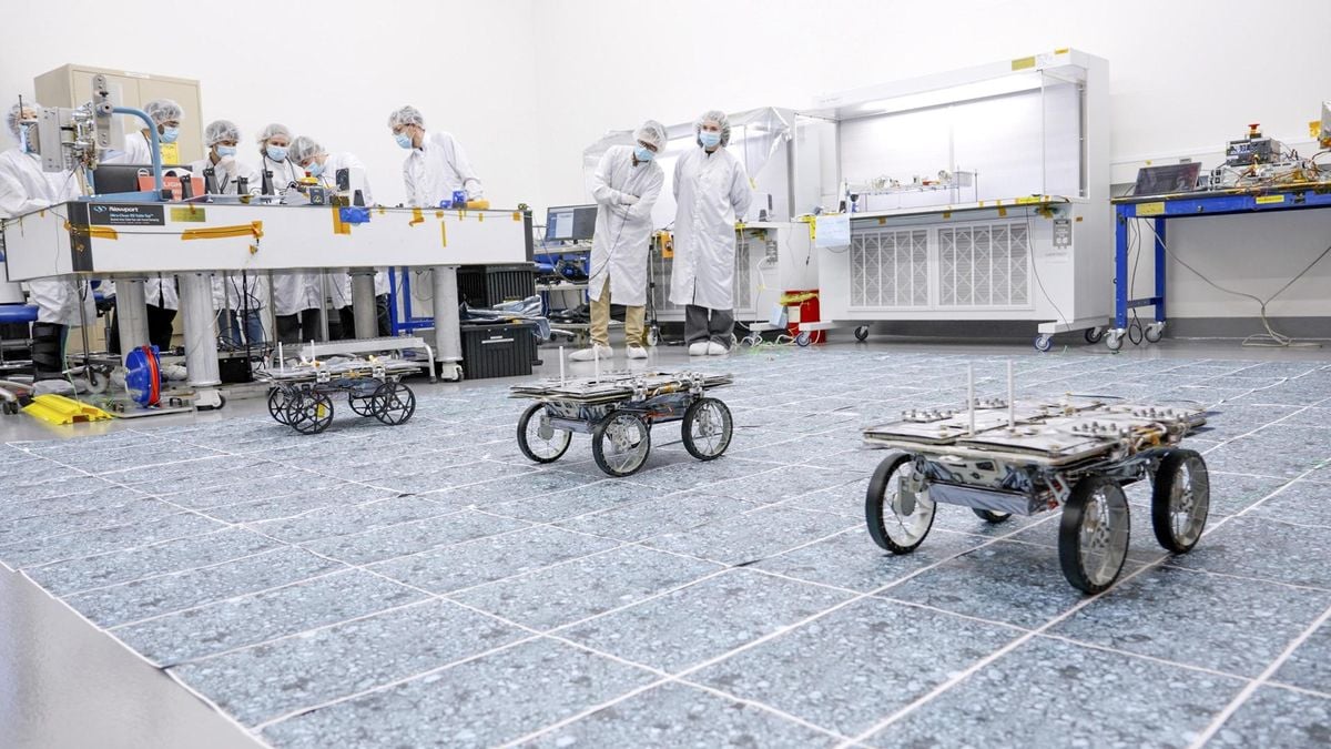 Featured image for "NASA's CADRE Rovers Successfully Test-Drive on Simulated Lunar and Martian Terrain"