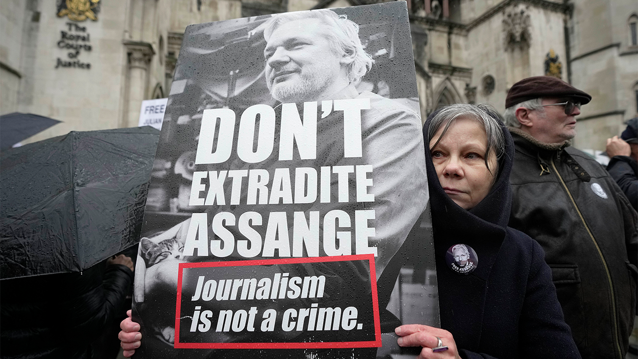 "UK Court Delays Julian Assange Extradition Pending US Death Penalty Assurance"
