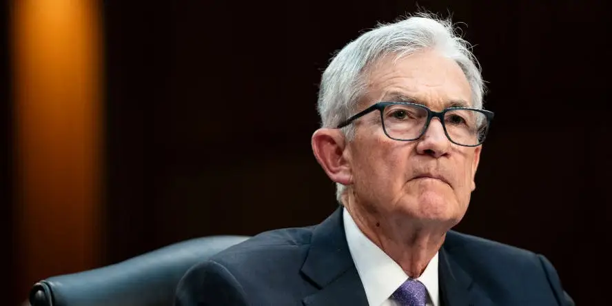 Featured image for Fed Chair Powell Encourages Public Service and Democracy at Princeton Graduation