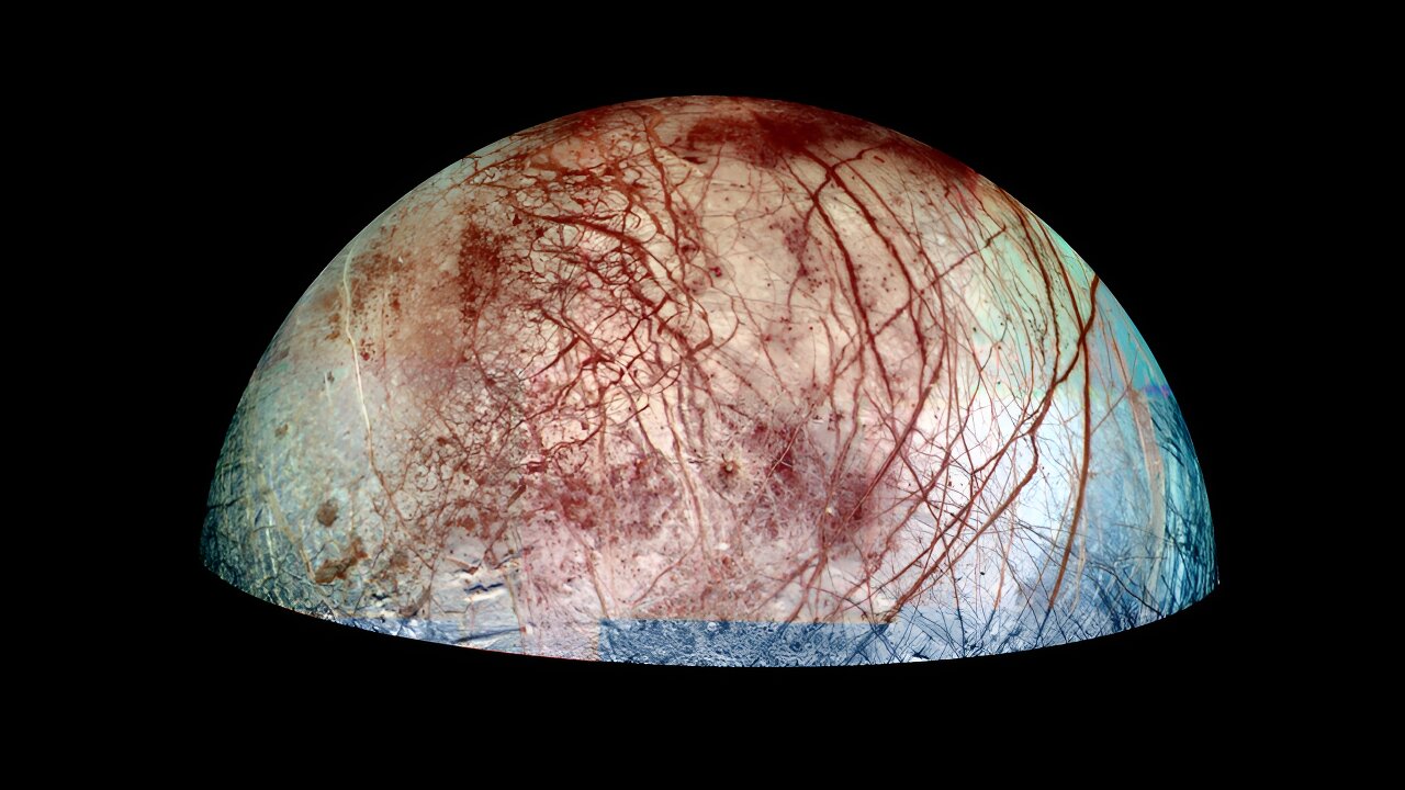 "Unraveling the Mystery of Heat Movement in Europa's Ocean"