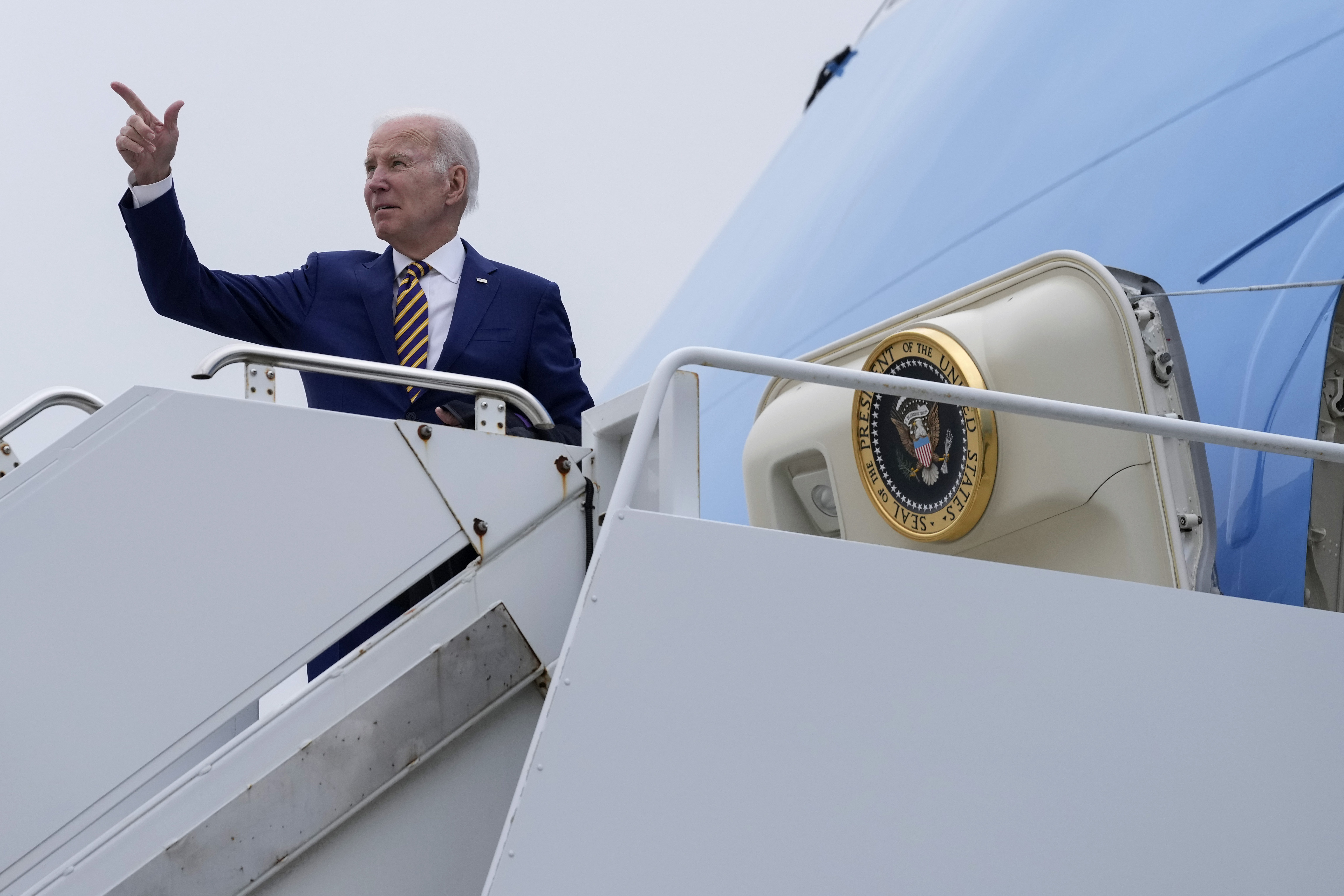 Debt-ceiling negotiations stall as deadline approaches.