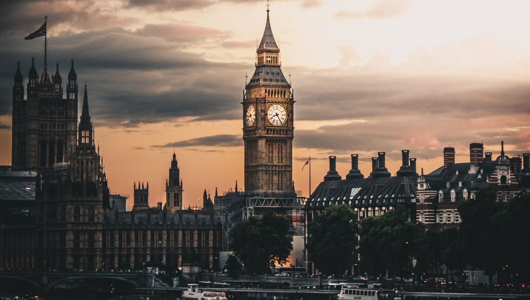 UK Identifies Russian Intelligence Service as Perpetrator of Cyberattacks on Politicians and Journalists