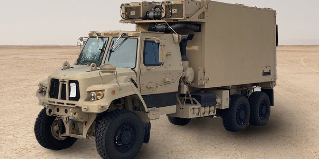 "Palantir Secures Army Contract for AI Targeting System, Stock Outlook Strong"