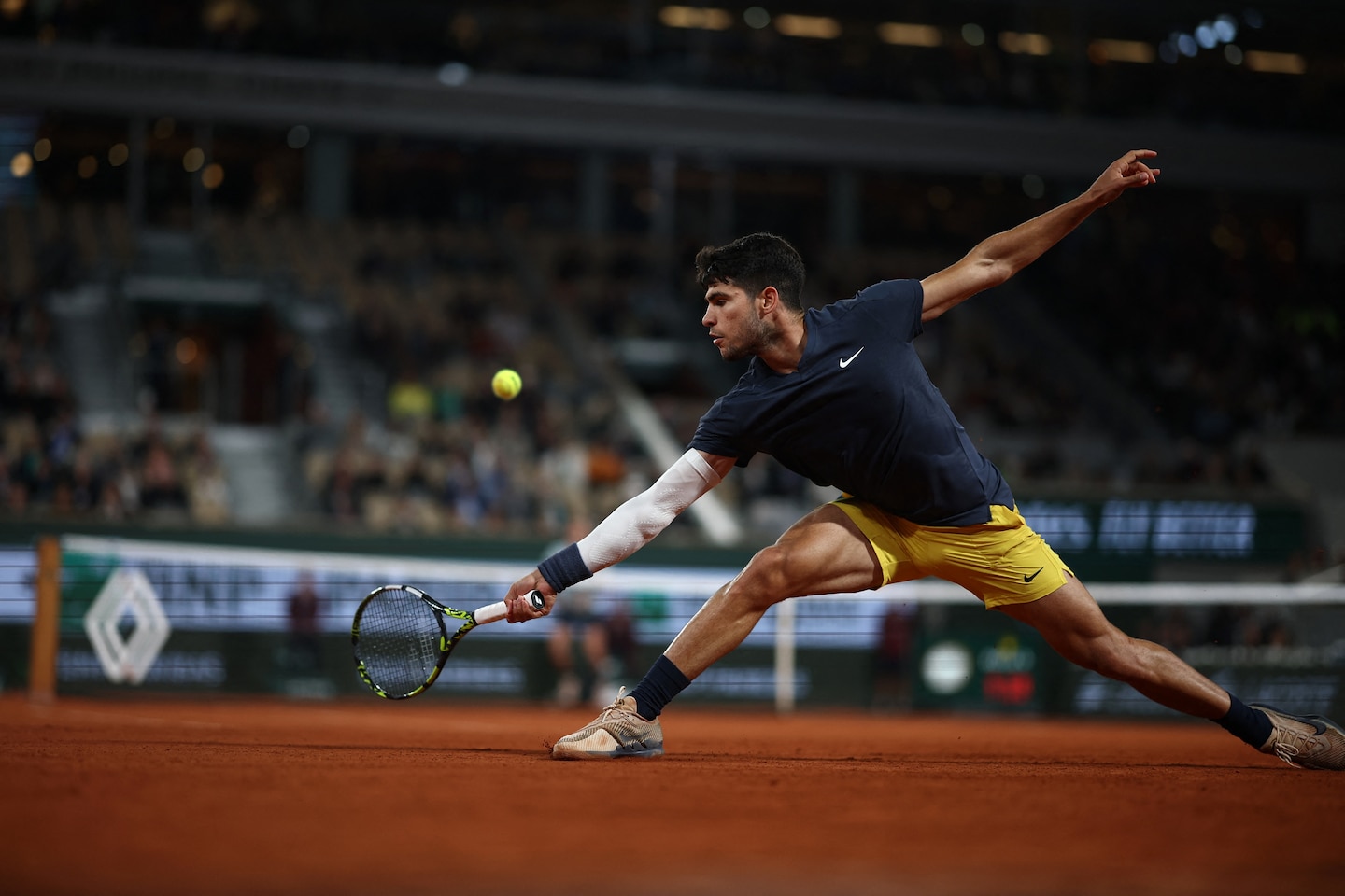 Carlos Alcaraz Shines in French Open's Second Week