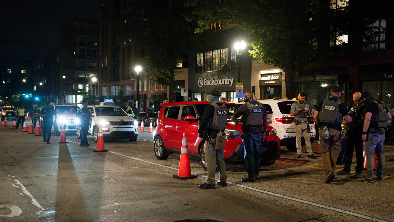 Featured image for D.C. Police Increase Cooperation with Federal Immigration Authorities