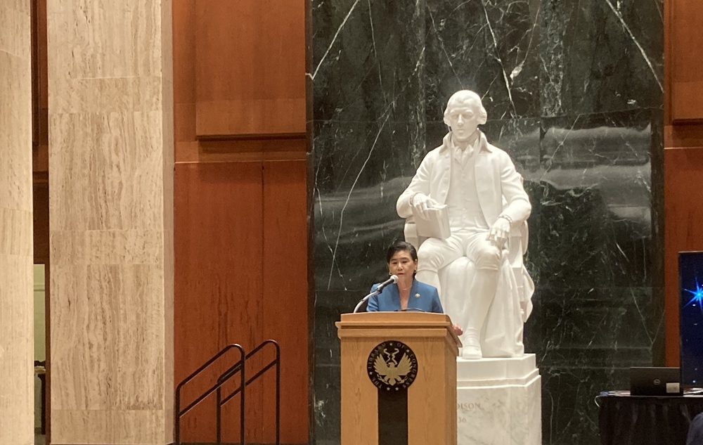 "Congressional Caucus Revives Support for Space and Planetary Science Programs"