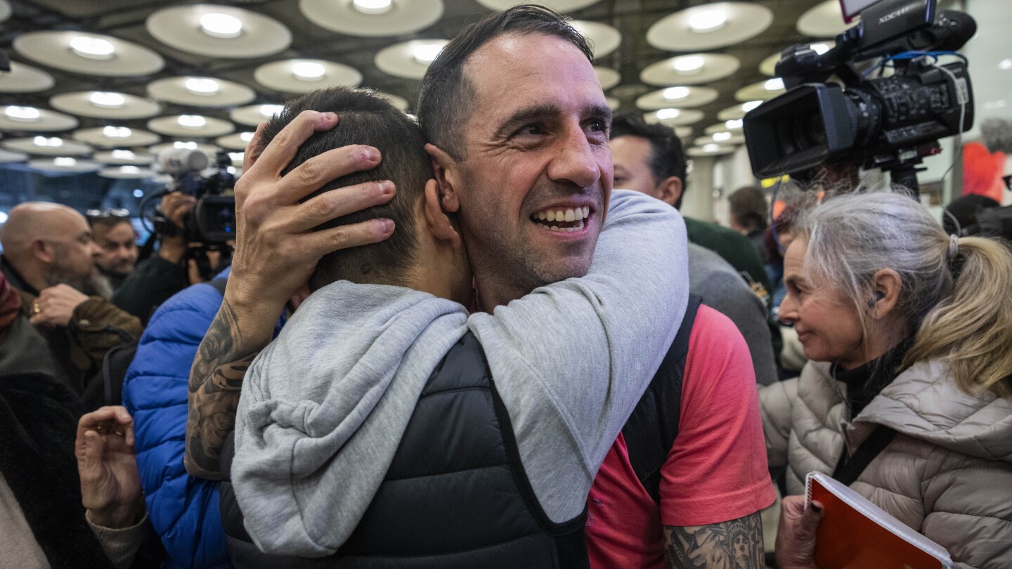 "Spanish National Freed After Over a Year in Iranian Prison Contemplates Return"