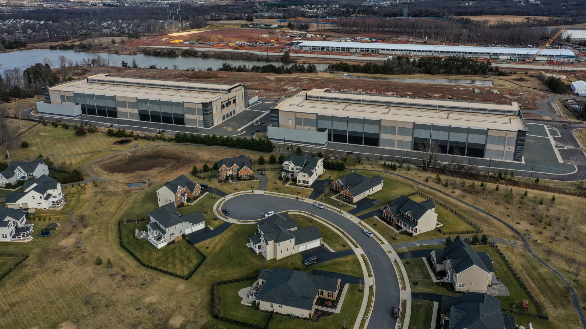 Amazon's Role in the Demise of Oregon's Data Center Clean Energy Bill