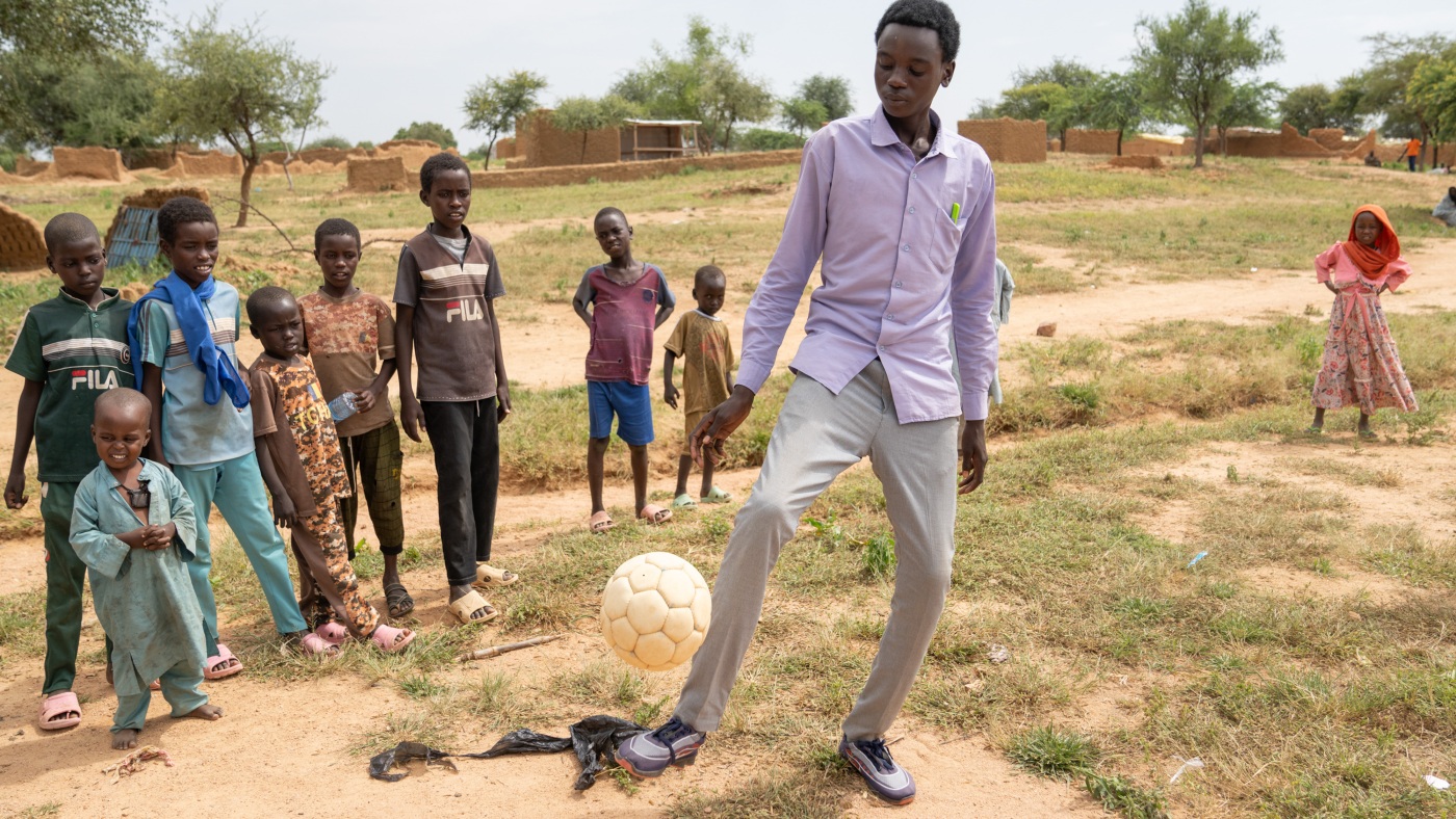 Teen Soccer Enthusiast Balances Caregiving for Twin Brothers