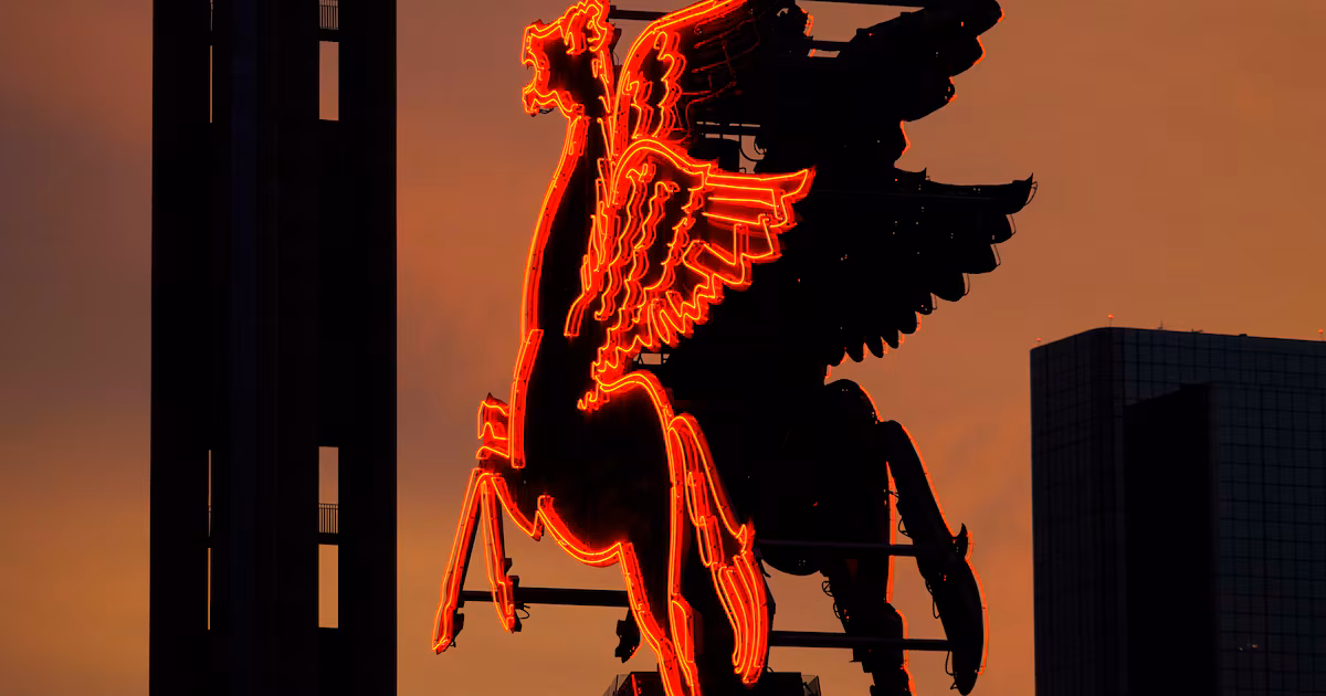 Featured image for Saharan Dust Cloud Approaching U.S. Gulf Coast and Southeast