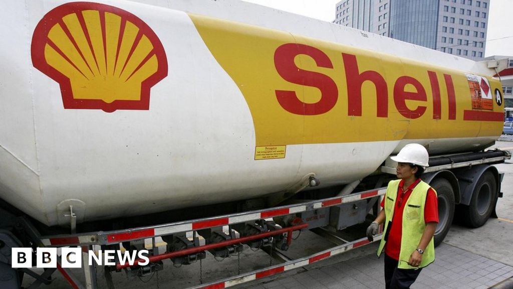 "Shell's Strong Performance: Profit Beats Estimates and Dividend Hikes Amid Cooling Energy Prices"