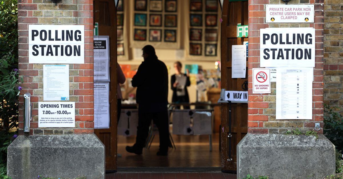 "UK's Conservatives Prepare for Defeats in Crucial By-Elections"