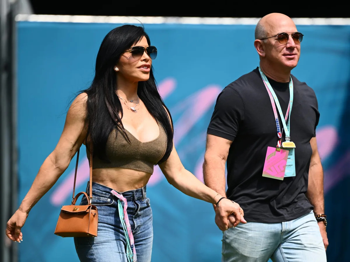 Featured image for Jeff Bezos and Lauren Sánchez's Coachella Date Night with Lana Del Rey