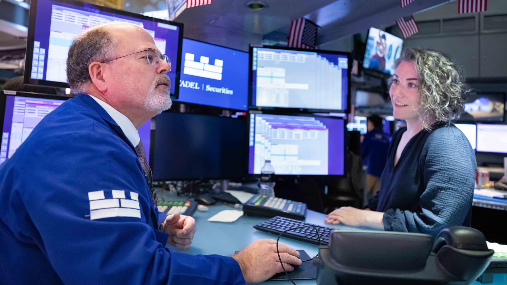Wall Street awaits inflation and jobs data, stocks little changed