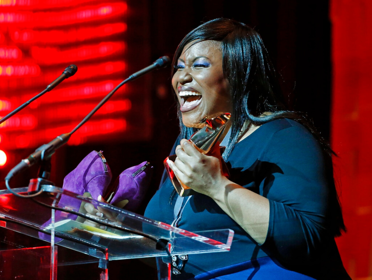Featured image for "American Idol's Mandisa Died from Class III Obesity, Autopsy Reveals"
