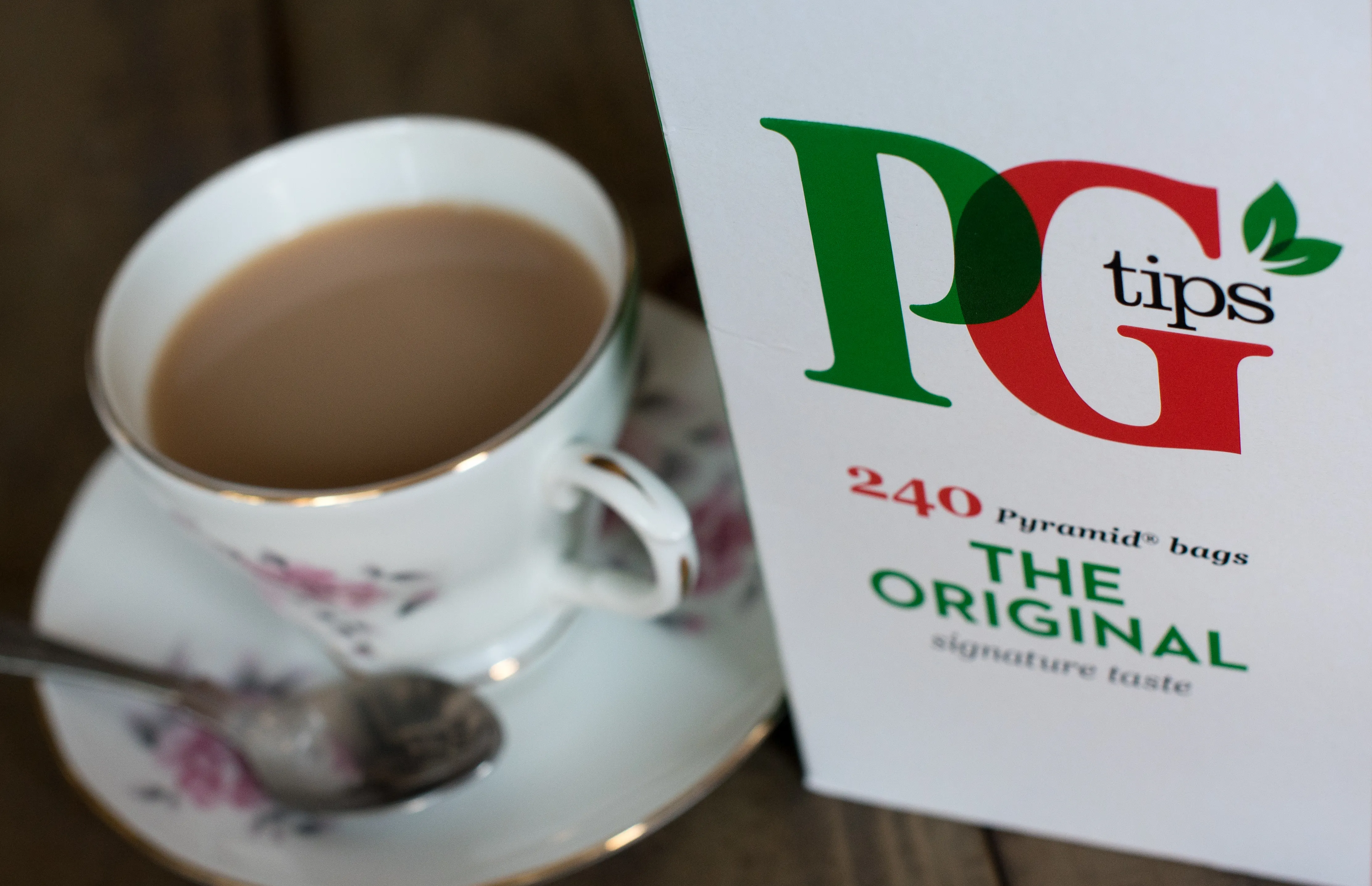 Featured image for "Tea Tempest: US Scientist Sparks British Outrage with 'Perfect Cuppa' Advice"