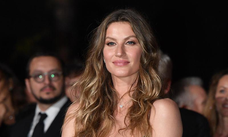 Featured image for Gisele Bündchen and Twin Sister Patricia Make Rare Red Carpet Appearance in Miami.