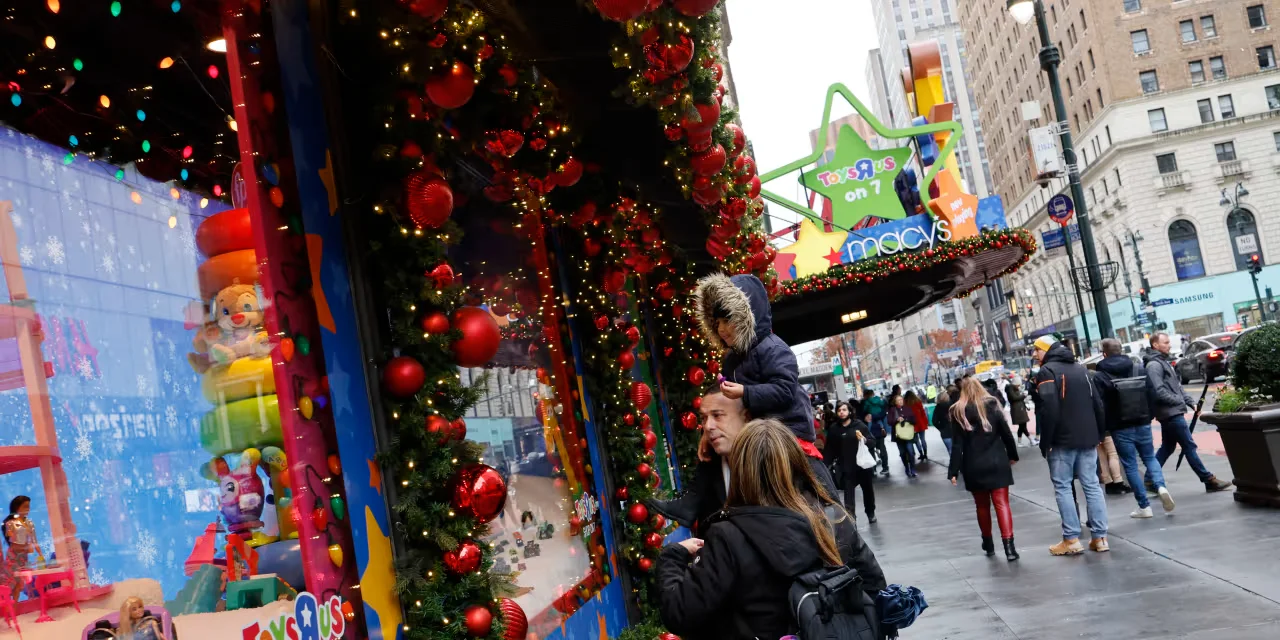 Macy's Real Estate Valued at $3 Billion More Than Investors' Bid, Analysts Say