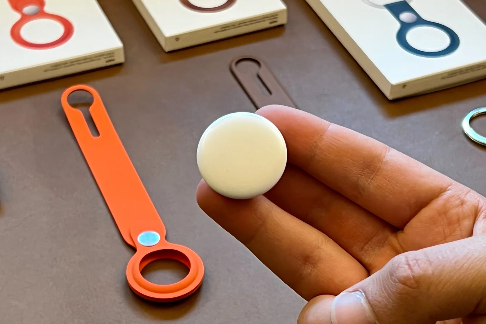 Featured image for Apple Partners with Airlines to Enhance Luggage Tracking via AirTags