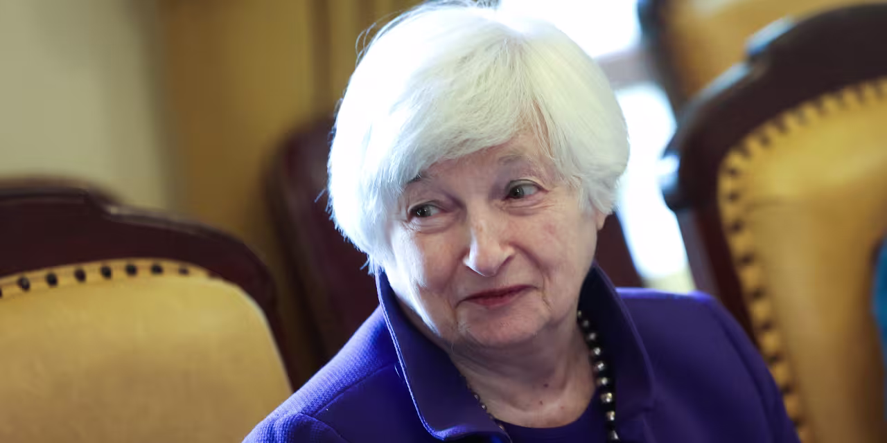 Yellen's Comments on Deposit Insurance Cause Stock Market Decline
