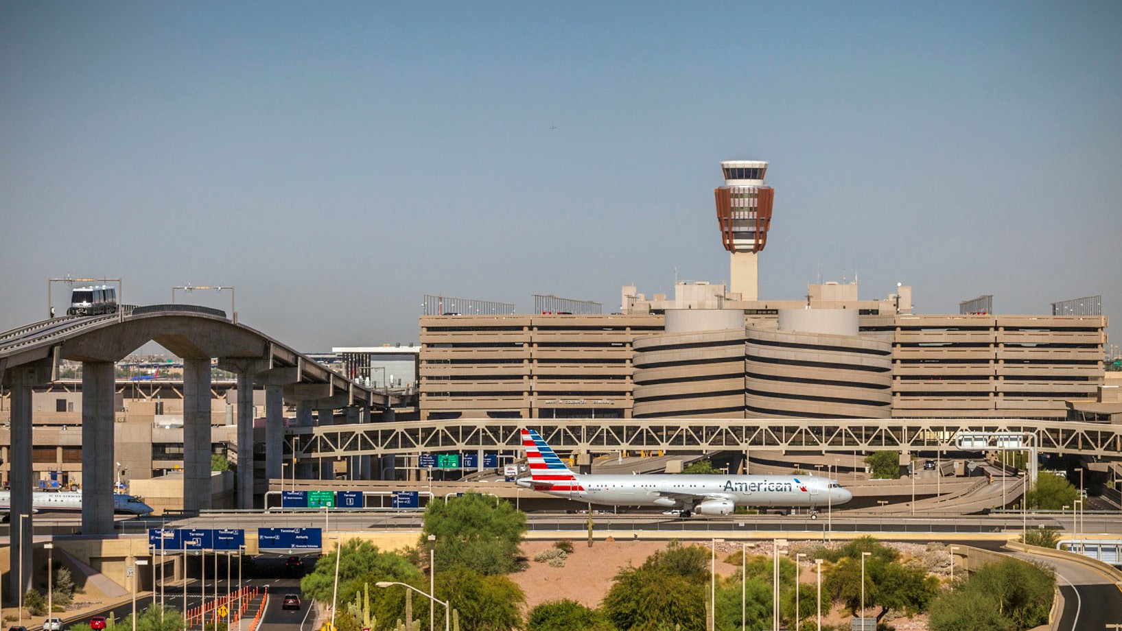 Several airports refuse to display Kristi Noem's shutdown blame video