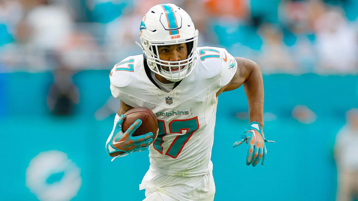 Dolphins Extend WR Jaylen Waddle with $84.75M Deal